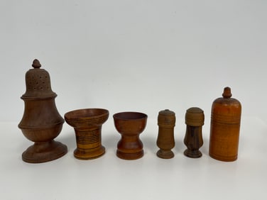 GROUPING OF SMALL TREEN WARE