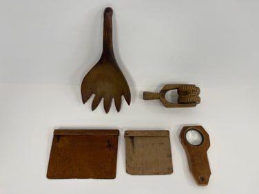 GROUPING OF TREEN WARE