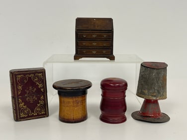 GROUPING OF MINIATURES