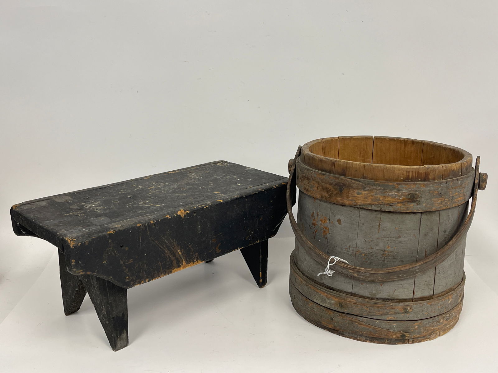 PAINTED CRICKET STOOL , PAINTED FIRKIN (1 of 2)