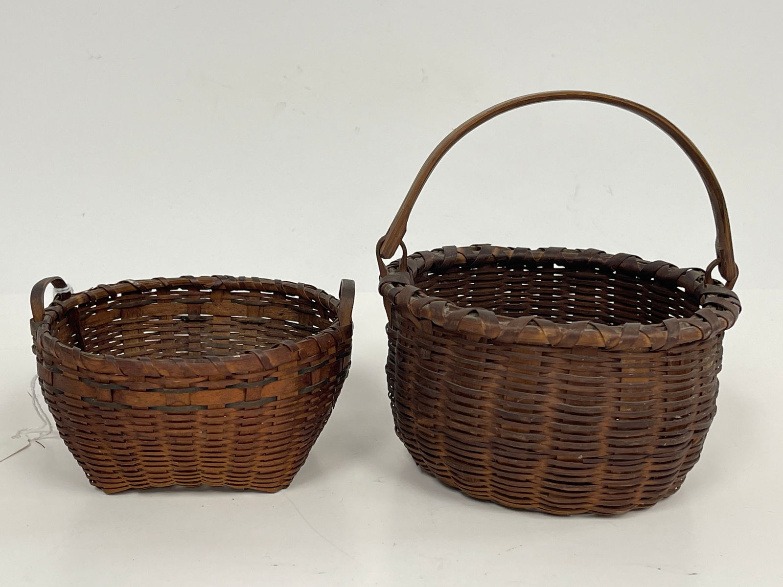 TWO SMALL BASKETS , ORIGINAL COLOR (1 of 3)