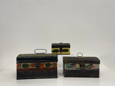 GROUPING OF THREE TOLE WARE DECORATED BOXES