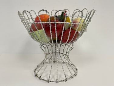 WIRE BASKET WITH WOODEN FRUIT