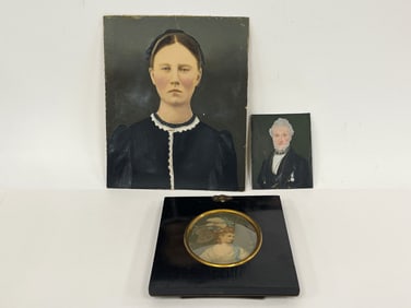 TWO SMALL PORTRAITS PAINTINGS,PRINT OF A LADY CANNED