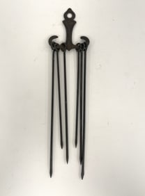 IRON SKEWER SET TIN / IRON