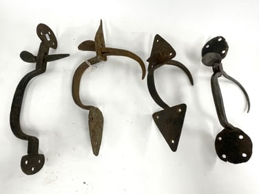 4 IRON DOOR HANDLES W/ THUMB LATCHES