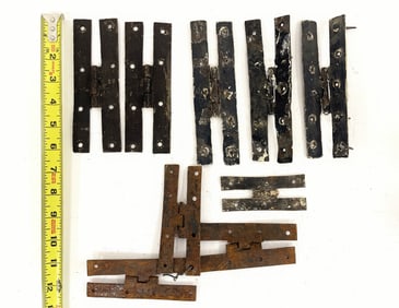 GROUPING OF EARLY IRON H HINGES