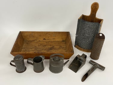 MISC GROUPING OF WOOD AND TIN KITCHEN ITEMS