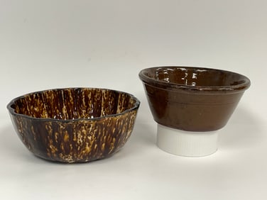 19TH C ROCKINGHAM FOOD MOLD , REDWARE BOWL