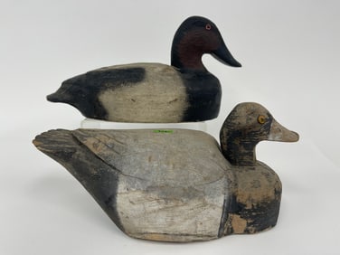 PRIMITIVE PAINTED DUCK DECOY