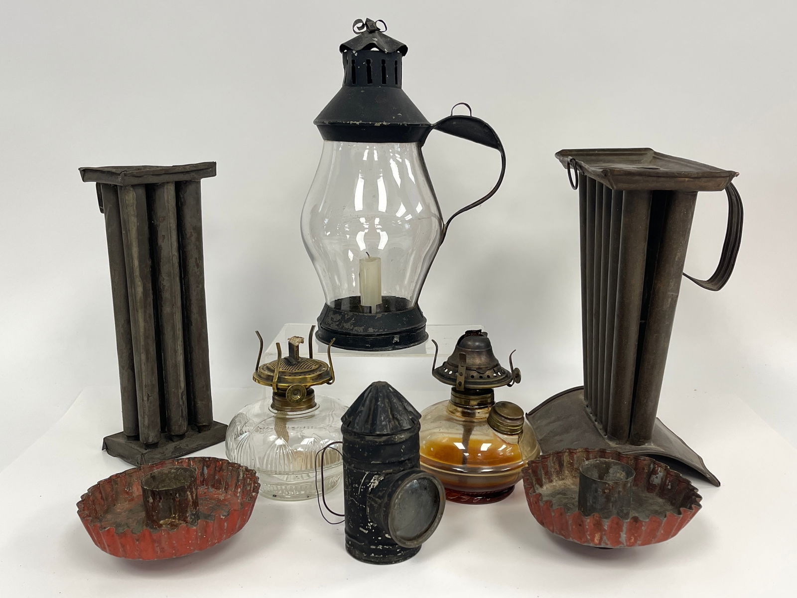 LIGHTING LOT (1 of 5)