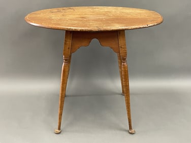 TIGER MAPLE QUEEN ANNE TAP TABLE