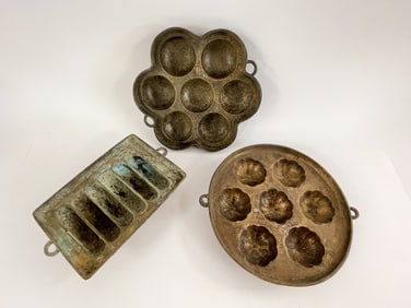 3 BRONZE COOKING PANS