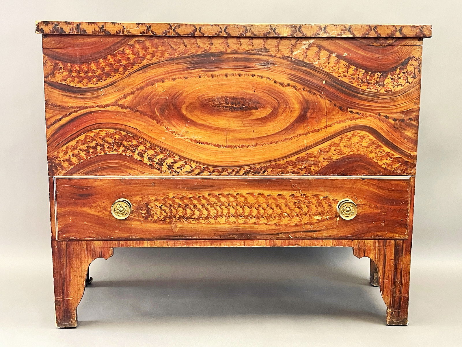 EXCEPTIONAL DECORATED BLANKET CHEST (1 of 8)