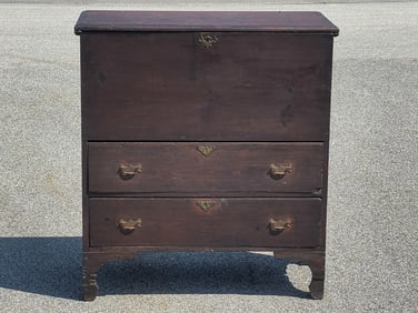 18TH C QUEEN ANNE BLANKET CHEST