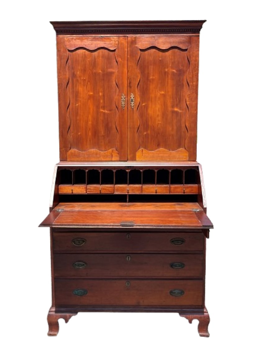 18TH C CT. CHIPPENDALE SLANT LID SECRETARY (1 of 8)