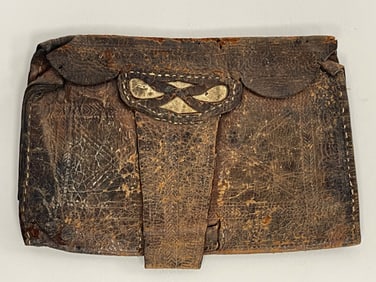 17THC MAN’S DECORATIVE LEATHER WALLET W/ UNUSUAL BUFF LEATHER PANEL ON FRONT