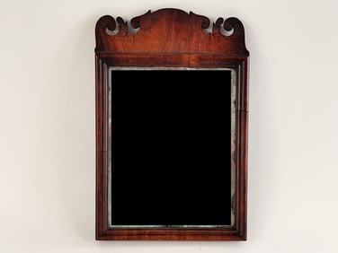 FINE QA LOOKING GLASS