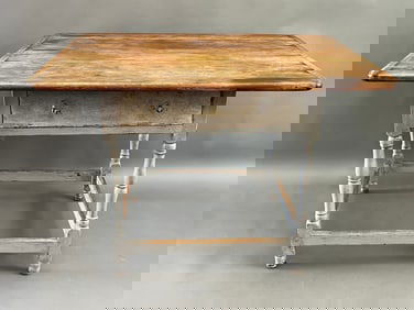 RARE 18TH C STRETCHER BASE TAVERN TABLE