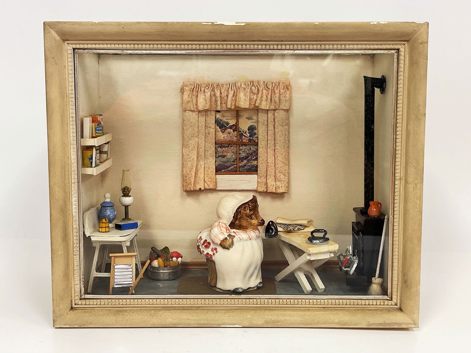 DIORAMA: DIORAMA 9 X 11 X 4