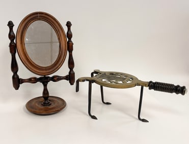 SHAVING MIRROR , TRIVET
