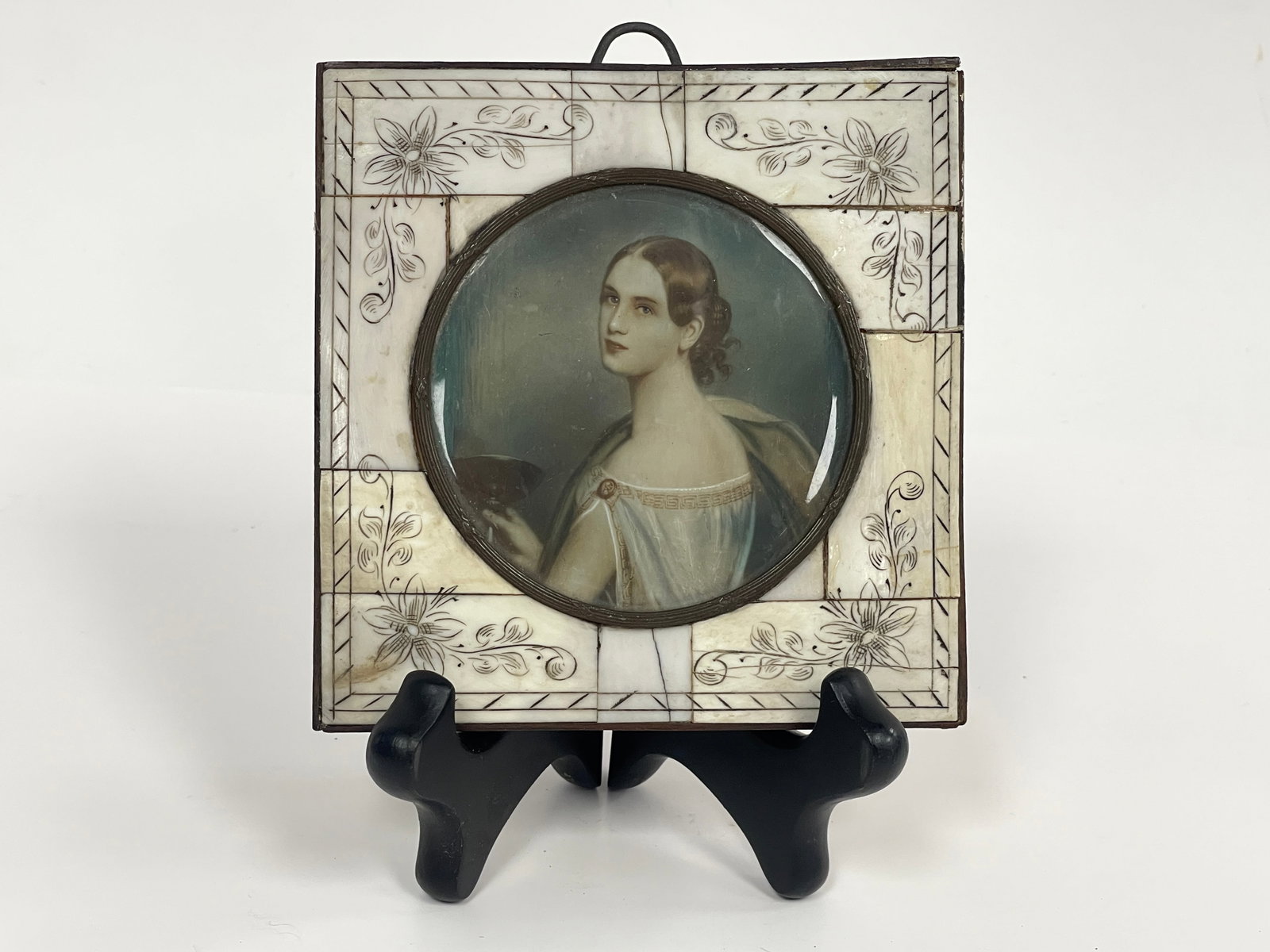 MINIATURE PORTRAIT 1780 WOMAN: MINIATURE PORTRAIT OF PLEASING LOOKING 1780 WOMAN 5" x 5"