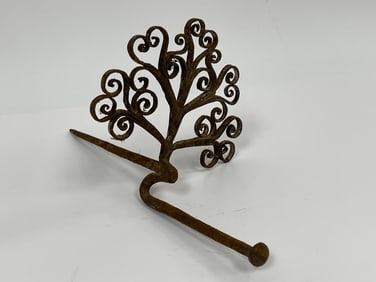 STICKING TOMMY W/ FANCIFUL TREE CUTOUT BACK,