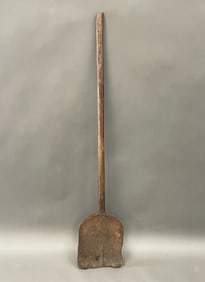 LONG HANDLED WOODEN OVEN SHOVEL