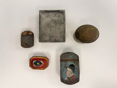 GROUP OF 5 METAL SNUFF BOXES, SOME DECORATED, 1 BRASS OVAL, 1 PORTRAIT, 1 PEWTER