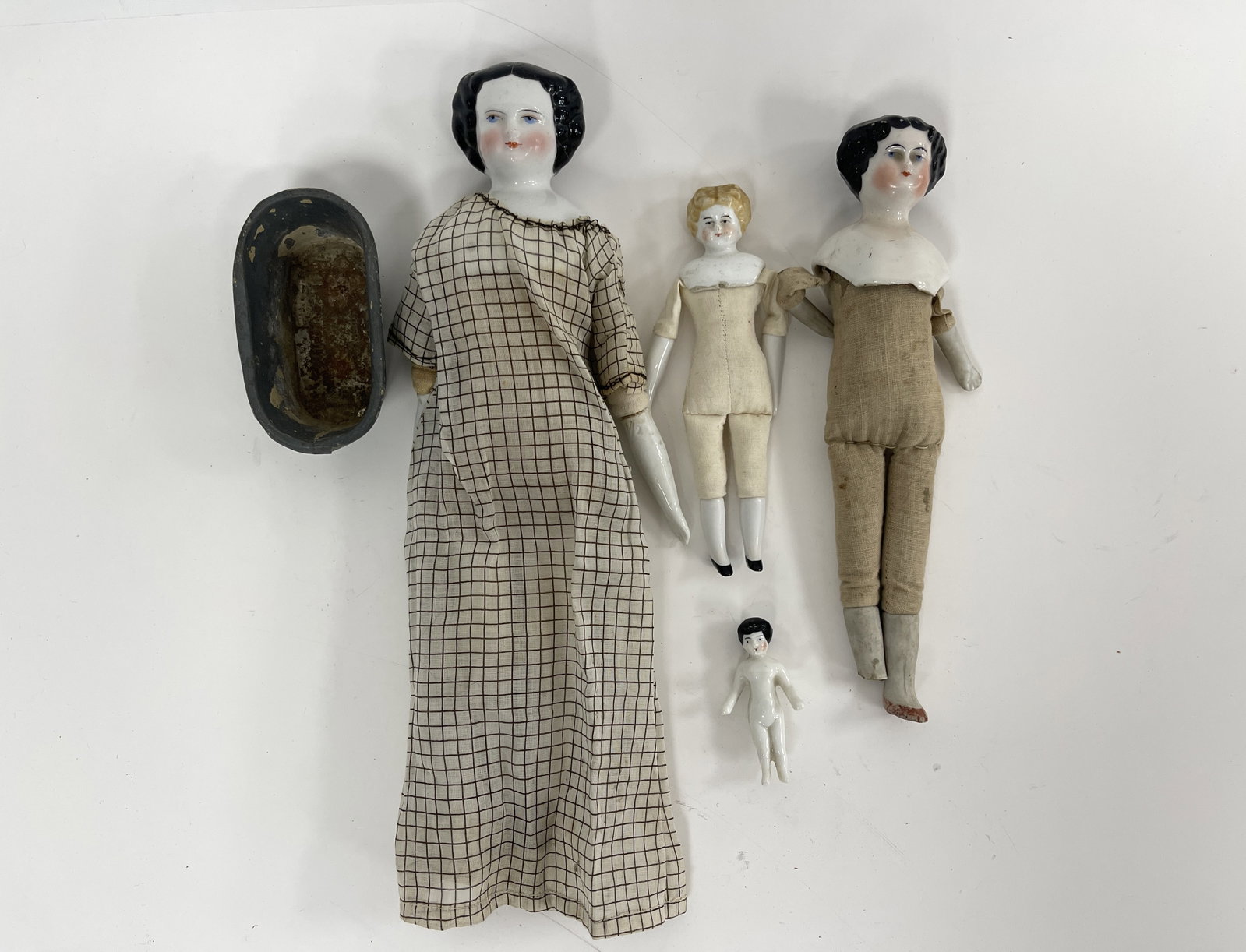 CHINA HEAD DOLL: CHINA HEAD DOLL