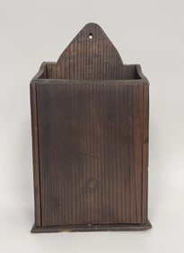 18TH C HANGING PIPE BOX