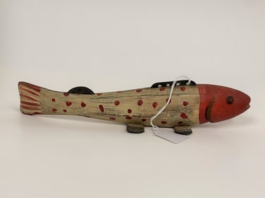 FOLK ART CARVED AND PAINTED FISH DECOY