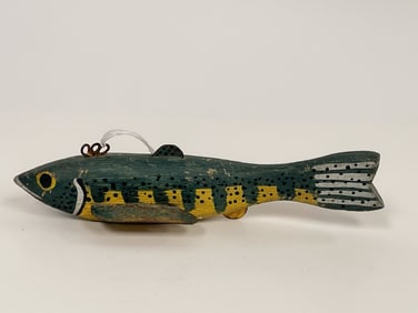 FOLK ART CARVED AND PAINTED FISH DECOY