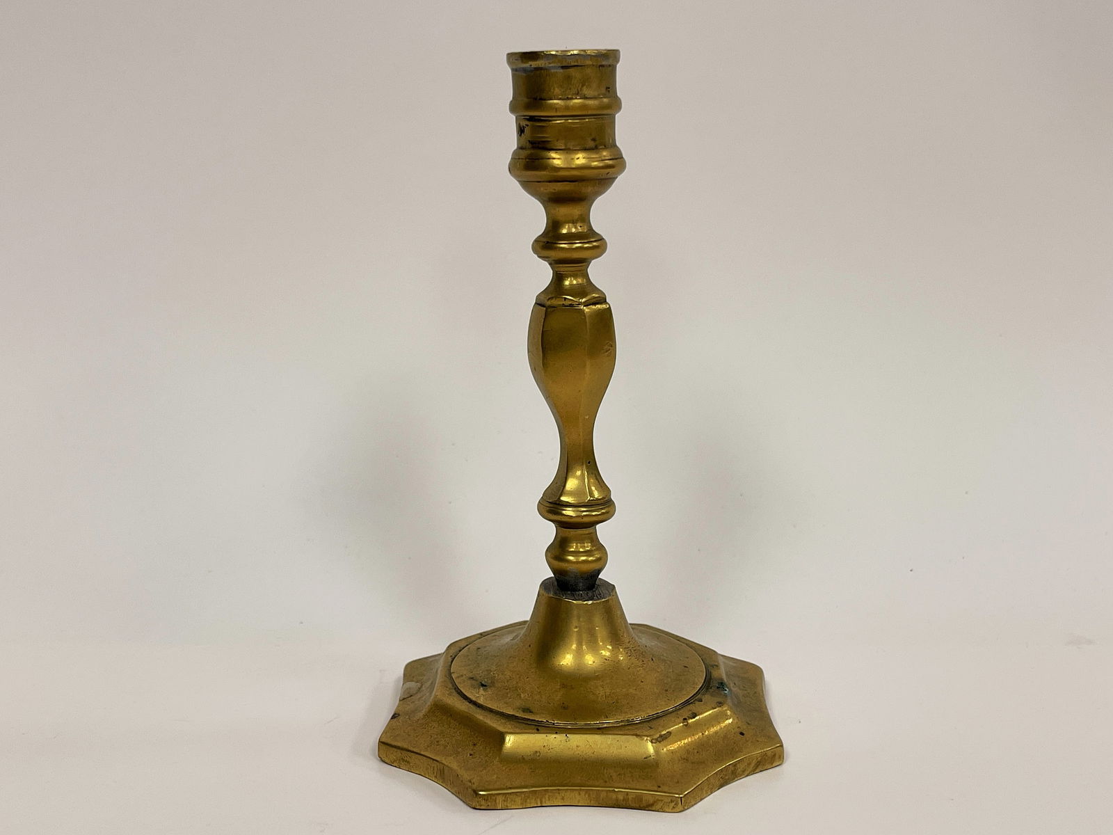 SMALL  BRASS CANDLESTICK (1 of 3)