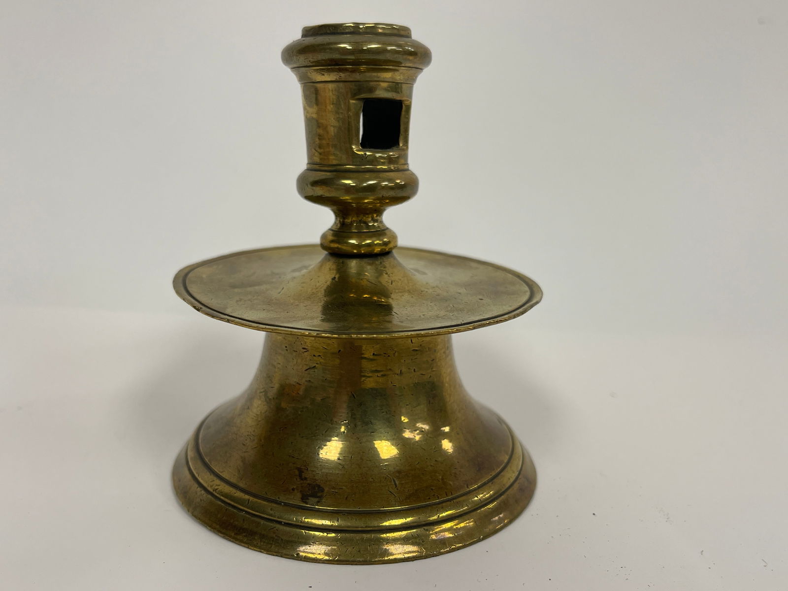 VERY CUTE MINIATURE BRASS MID 17THC BRASS TRUMPET BASE MID DRIP CANDLESTICK 4" X 3" (1 of 4)