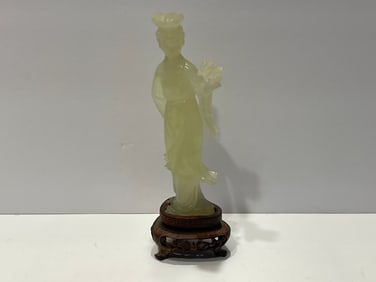 CARVED JADE FIGURE OF A LADY