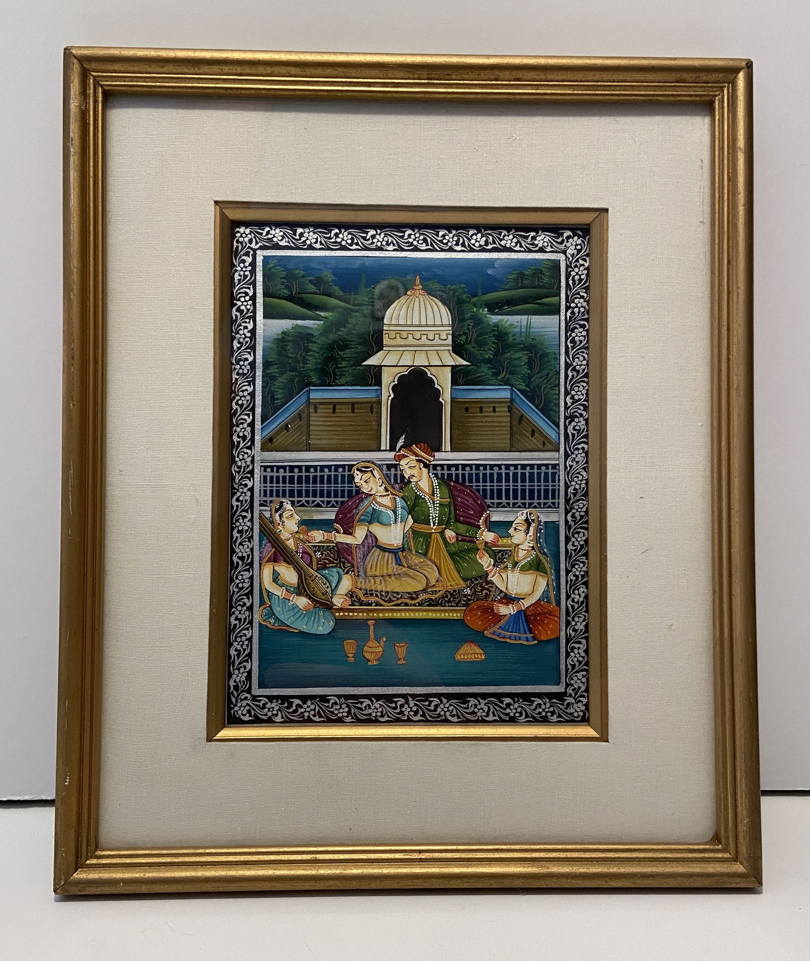 TRADITIONAL INDIAN MINIATURE HAND PAINTING ON SILK: TRADITIONAL INDIAN MINIATURE HAND PAINTING ON SILK 10" X 11"