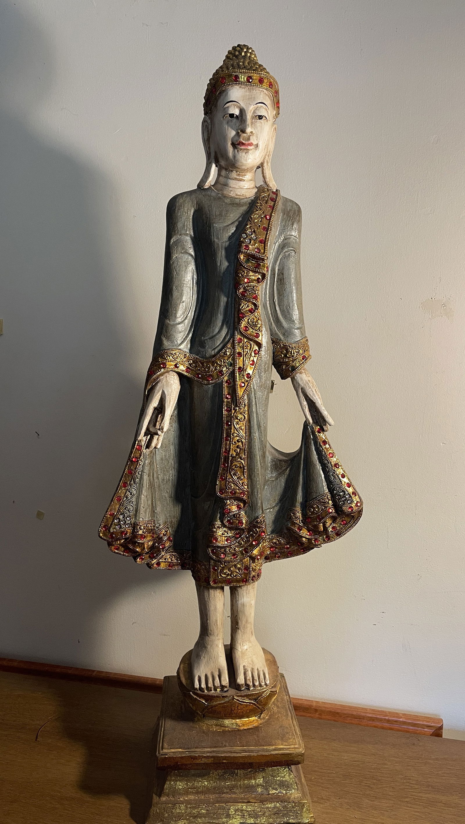 LARGE DECORATED WOOD CARVING OF A LADY: LARGE DECORATED WOOD CARVING OF A LADY WITH BEADED DRESS 35" TALL