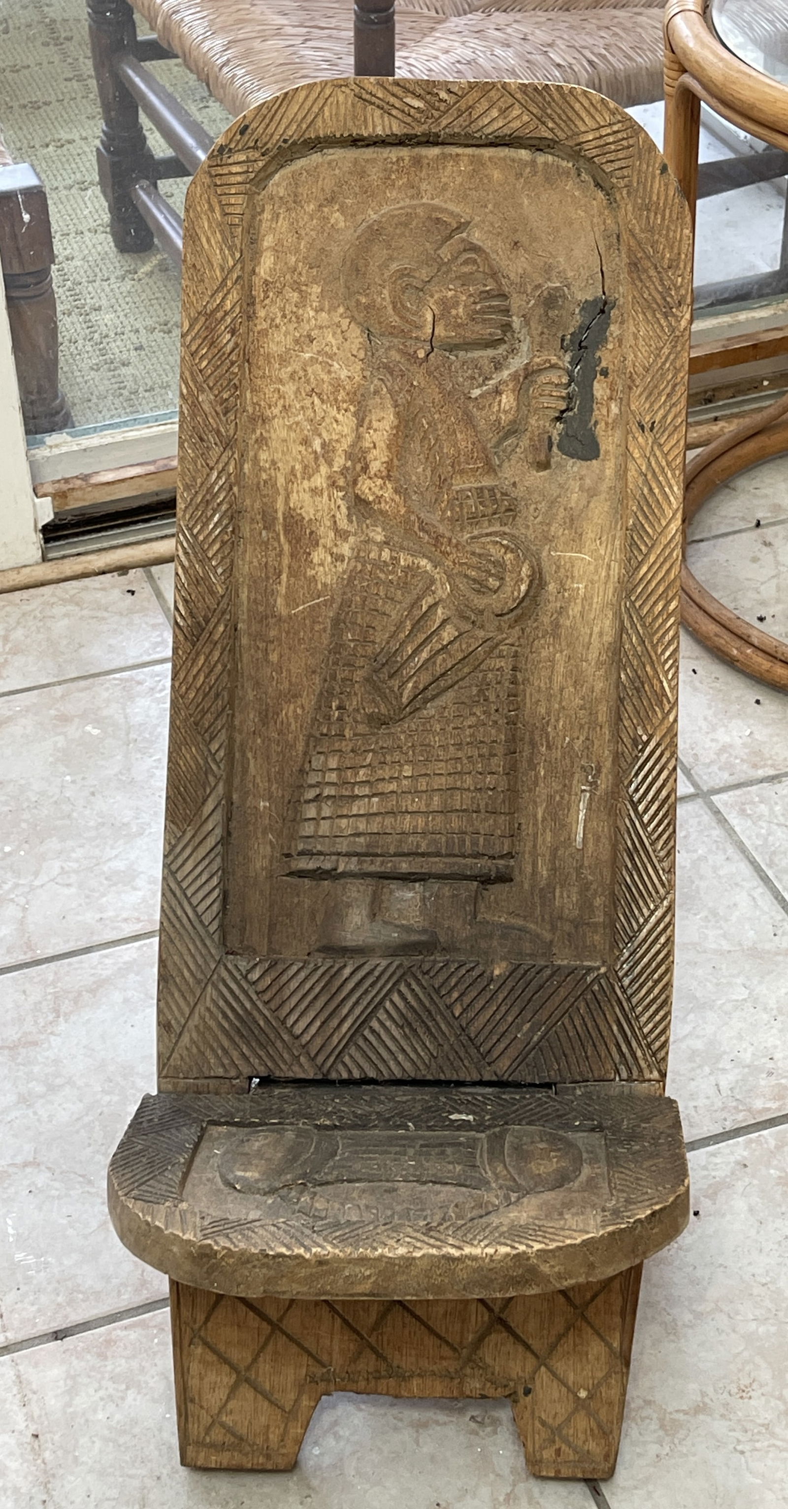 UNUSUAL TWO PIECE CARVED CHAIR 33 X 11 SEAT: UNUSUAL TWO PIECE CARVED CHAIR 33 X 11 SEAT