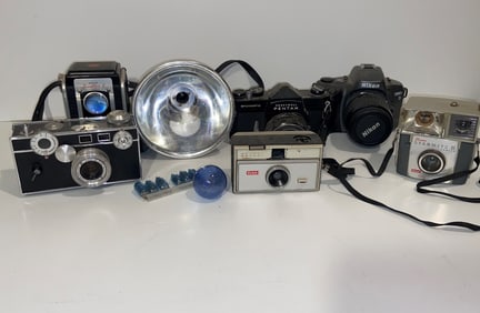CAMERA LOT