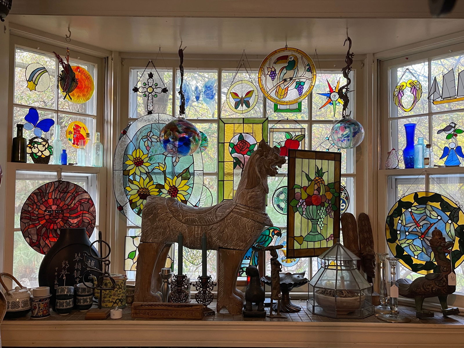 LARGE COLLECTION OF STAIN GLASS ART (1 of 3)