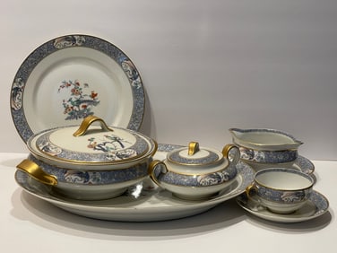 HAVILAND LIMOGES THEODORE HAVILAND RAIJA SET