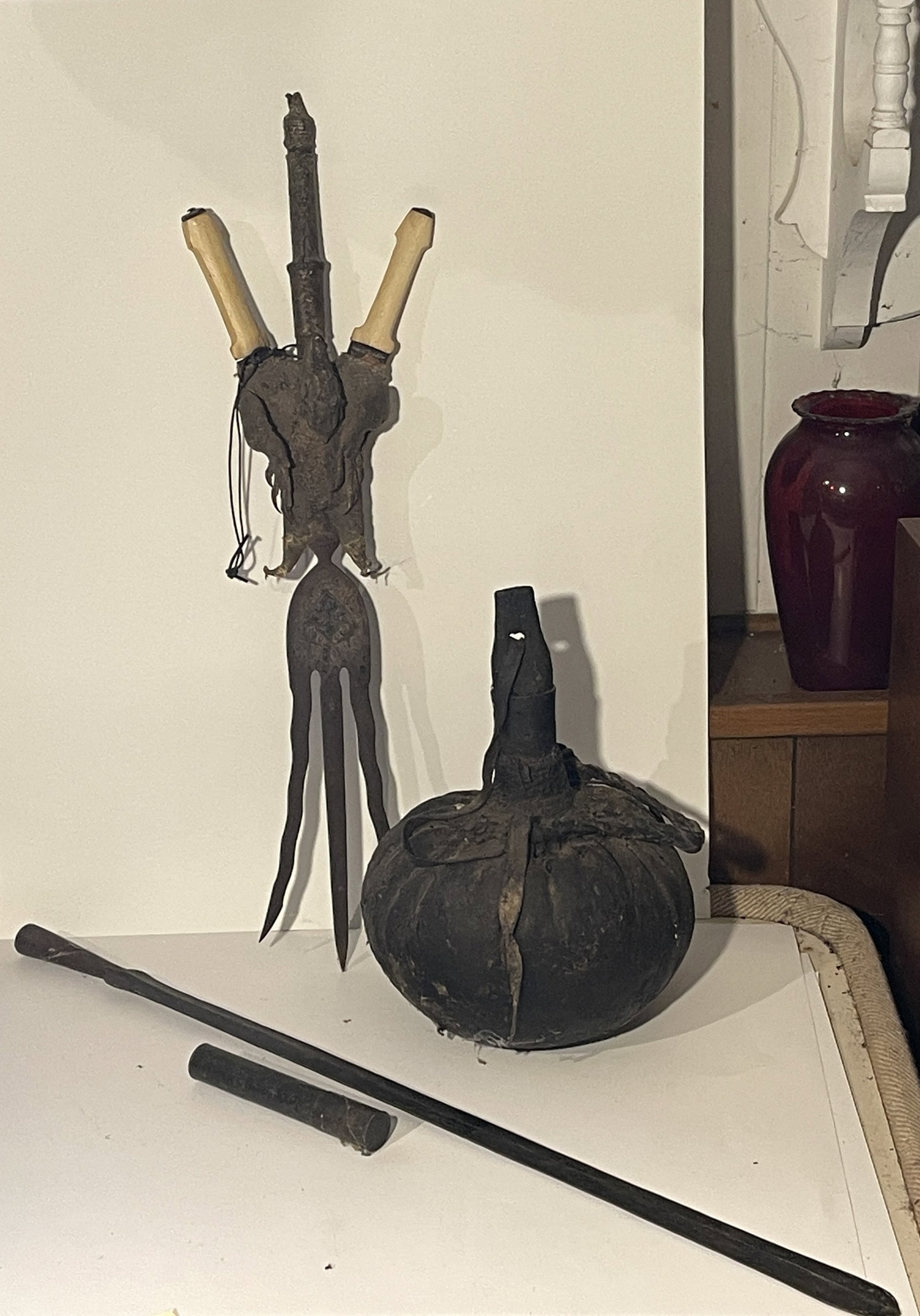 GROUPING OF WEAPONS TO INCLUDE A DOUBLE KNIFE IN LIZARD BODY SHEATH, ECT.: GROUPING OF WEAPONS TO INCLUDE A DOUBLE KNIFE IN LIZARD BODY SHEATH, ECT.