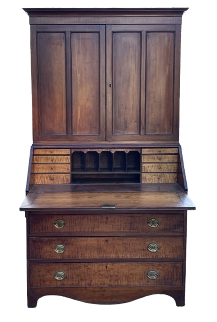 FINE 18TH C CT RIVER VALLEY SECRETARY IN TIGER MAPLE AND CHERRY GREAT TIGER MAPLE INTERIOR ORIGINAL (1 of 9)