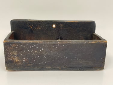 EARLY PRIMITIVE WALL BOX