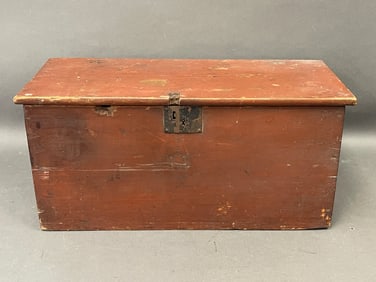 18TH C SMALL CANTED CHEST , SNIPE HINGES