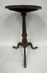 QUEEN ANNE PERIOD CANDLE STAND W/ ROUND TOP NICE OLD FINISH