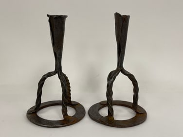 RARE PAIR OF 17-18TH C WROUGHT IRON RING BASE CANDLESTICK C.1680-1720
