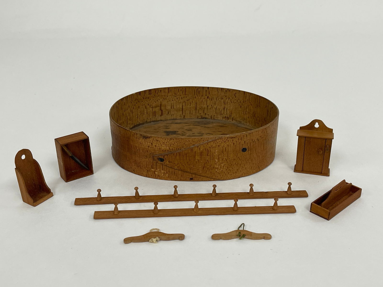 GROUPING OF SHAKER TEMS (1 of 5)