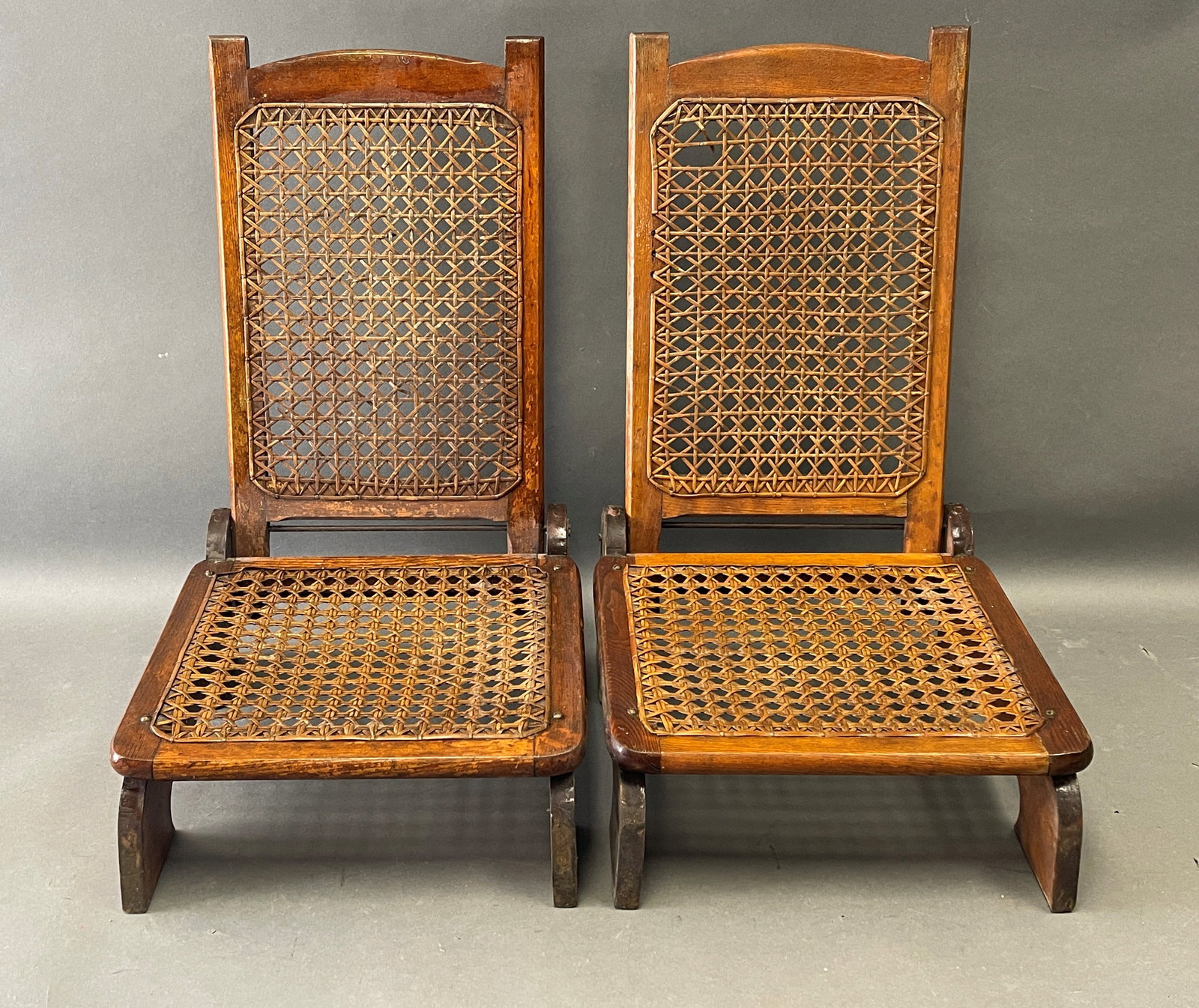 Pair of Vintage “OLD TOWN?? Caned Back Mahogany Folding Canoe Seats (1 of 4)